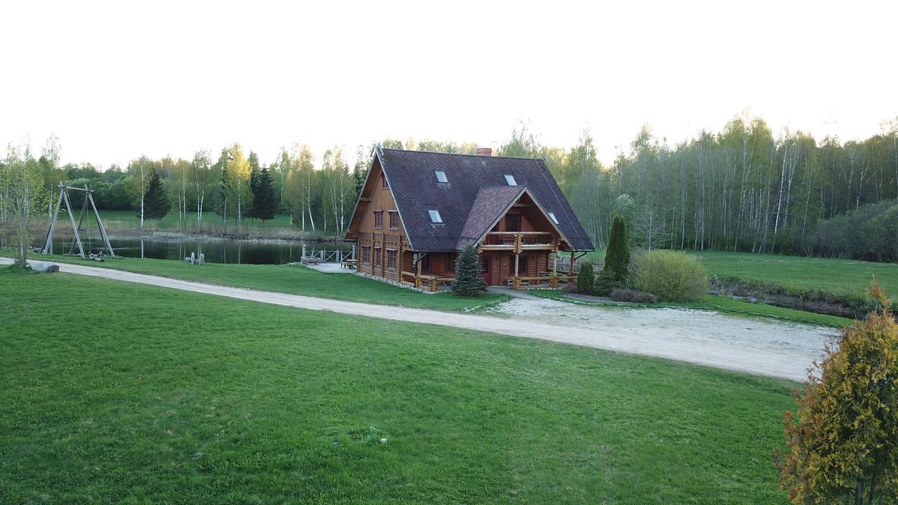 Jaun-Ievinas Rauna Exterior foto