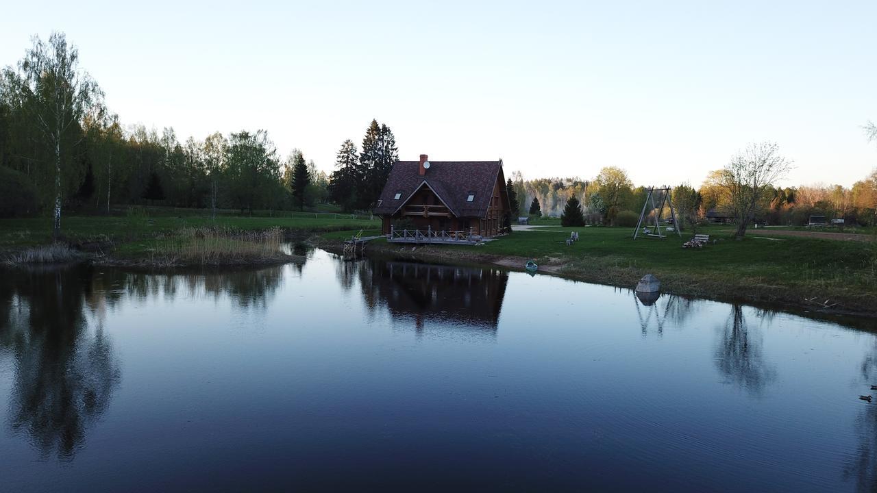 Jaun-Ievinas Rauna Exterior foto